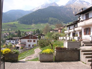 Trilocale in Affitto a Borno, 450€, 125 m², arredato, con Box