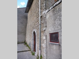 Rustico in Vendita a Filignano, zona Cerasuolo, 18'000€, 50 m²