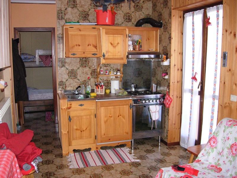 Trilocale in Vendita a Roburent, zona San Giacomo di Roburent, 29'000€, 35 m², arredato