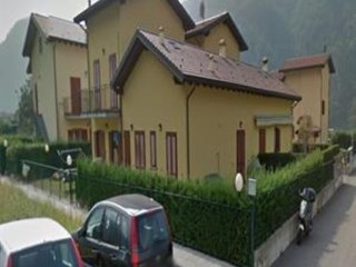 Magazzino in Vendita a Introbio, 2'904€