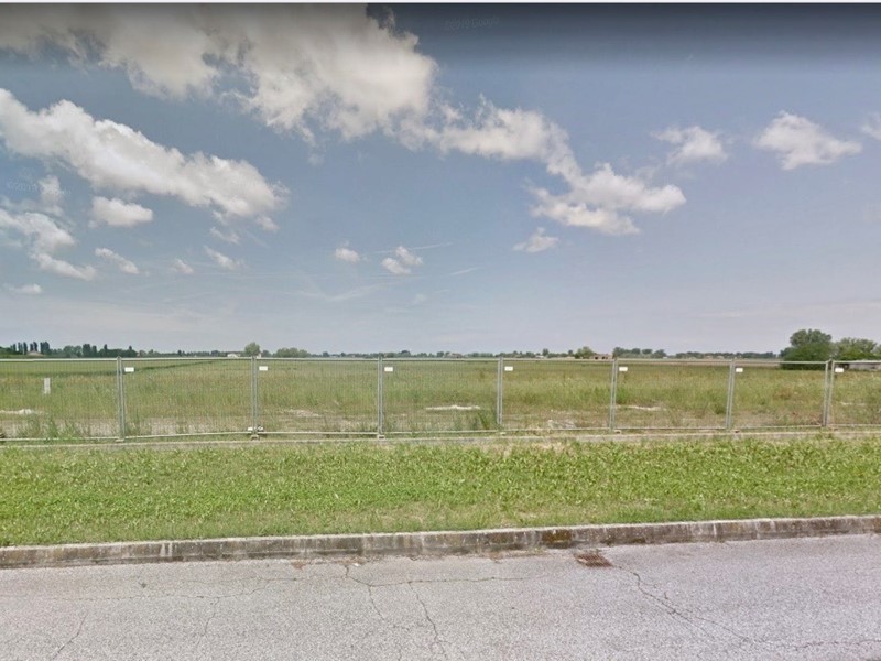 Terreno edificabile in Vendita a Poggio Renatico, 48'000€, 529 m²