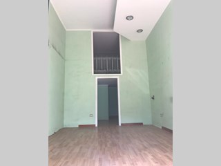 Immobile commerciale in Affitto a Napoli, zona Soccavo, 500€, 42 m²