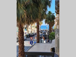 Trilocale in Vendita a Alassio, 590'000€, 70 m², con Box