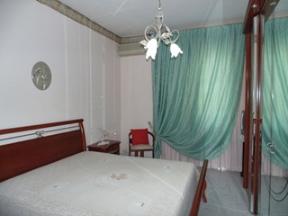 Villa in Vendita a Siracusa, zona viale Edoardo Garrone, 240'000&euro;, 180 m²