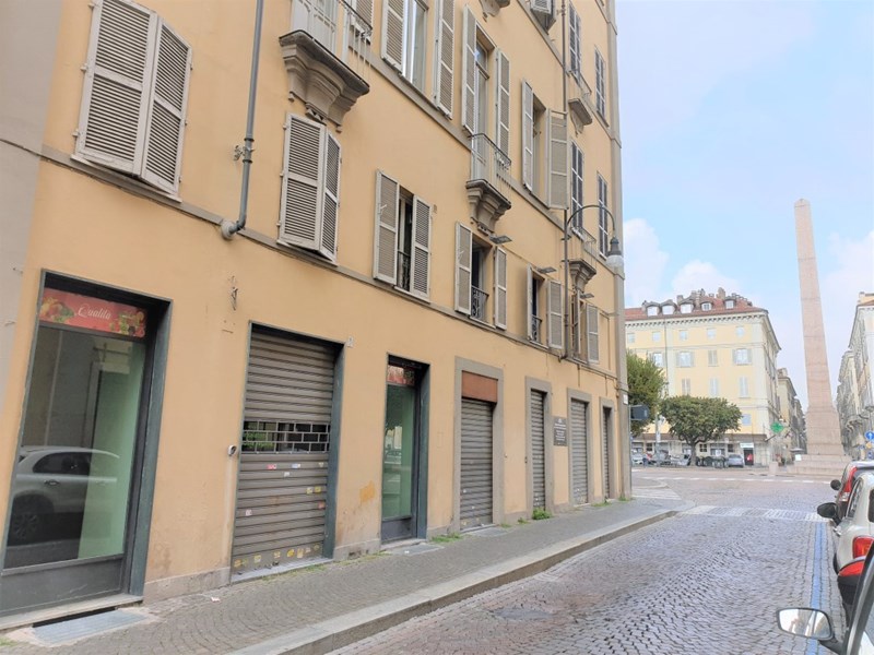 Immobile commerciale in Vendita a Torino, zona Centro, 95'000€, 40 m²