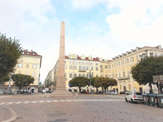 Negozio in Affitto a Torino, zona Centro, 1'000€, 40 m²