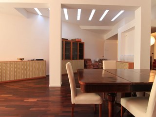 Quadrilocale in Vendita a Siracusa, zona viale Tunisi, 165'000&euro;, 200 m²