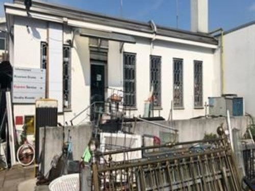 Capannone in Vendita a Corsico, 407'348€