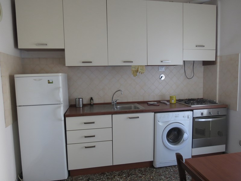 Stanza in Affitto a Firenze, zona FIRENZE, 316€, 60 m², arredato