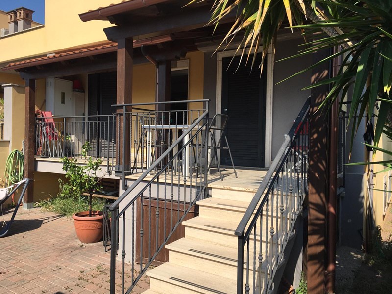 Villetta a schiera in Vendita a Roma, 225'000€
