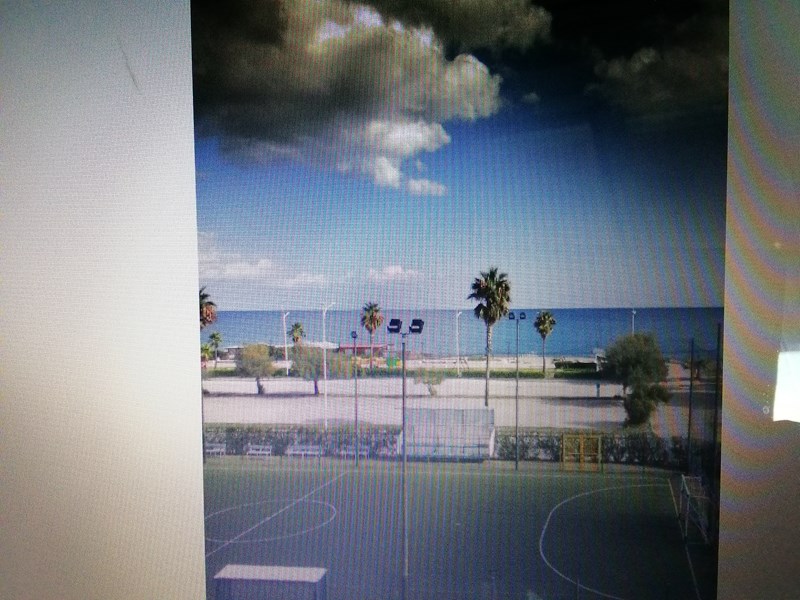 Appartamento in Affitto a Locri, 400€, 100 m²