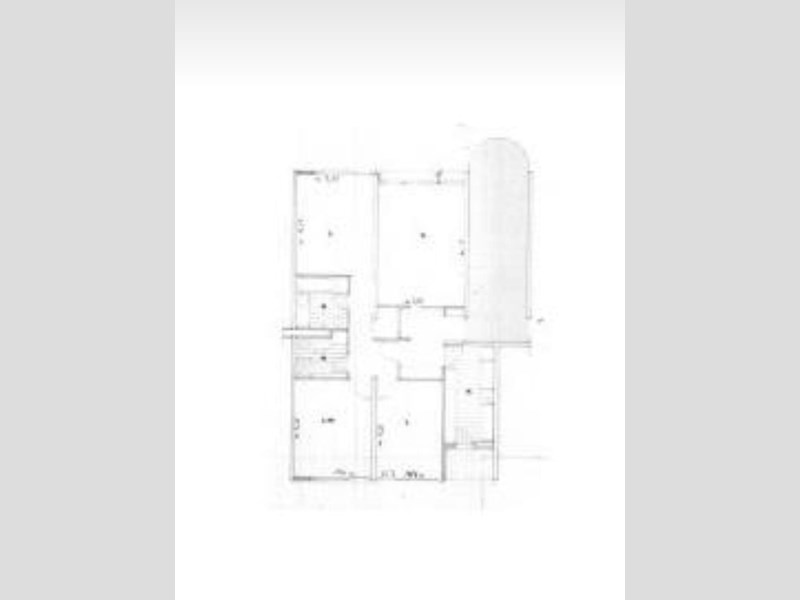 Quadrilocale in Vendita a Roma, zona laurentina , 179'000€, 99 m²