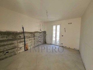 Bilocale in Vendita a Ventimiglia, zona Latte, 400'000€, 60 m²