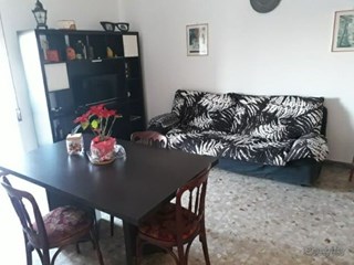 Appartamento in Affitto a Campobasso, zona Centro, 360€, 75 m², arredato