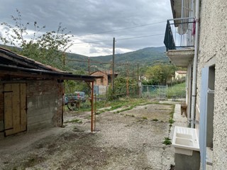 Casa Indipendente in Vendita a Lugagnano Val d'Arda, 40'000€, 90 m²