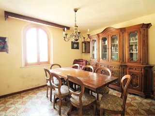Quadrilocale in Vendita a Bientina, 90'000€, 95 m²