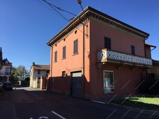 Casale in Vendita a Casei Gerola, 100'000€, 140 m²
