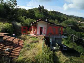 Casa Indipendente in Vendita a Riccò del Golfo di Spezia, 235'000€, 100 m²