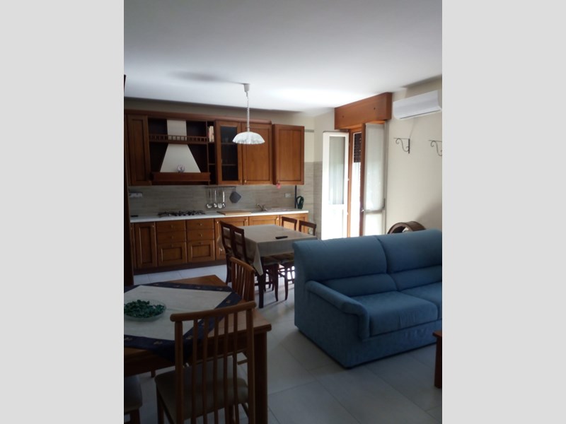 Trilocale in Vendita a Pandino, zona RESIDENZIALE, 120'000&euro;, 90 m², con Box