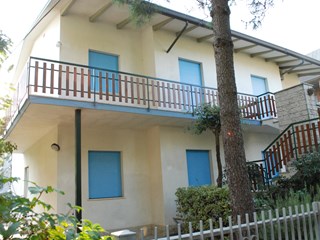 Trilocale in Vendita a Cervia, zona Milano Marittima, 380'000€, 62 m², arredato