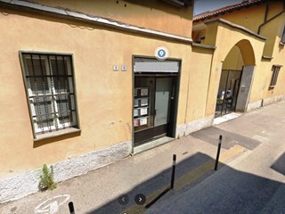 Negozio in Affitto a Melzo, zona Centro Storico, 500€, 60 m²