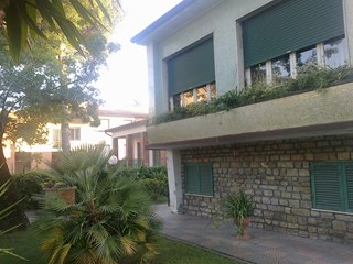 Casa Indipendente in Affitto a Pisa, zona Tirrenia, 90 m², arredato