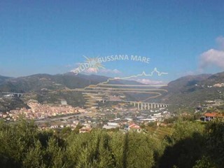 Casa Indipendente in Vendita a Castellaro, 550'000€, 250 m²