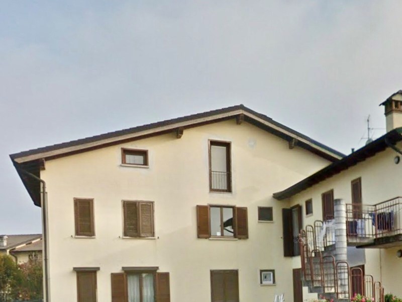 Trilocale in Vendita a Verolavecchia, zona Via Canossi, 63'562€, 123 m²