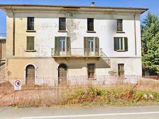 Casa Indipendente in Vendita a Rezzato, zona Via 4 Novembre, 148'000€