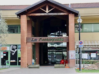 Ufficio in Vendita a Toscolano Maderno, 79'300€, 85 m²