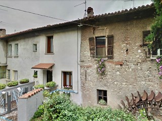 Trilocale in Vendita a Brescia, zona Via Chioderolo, 62'100€, 145 m²