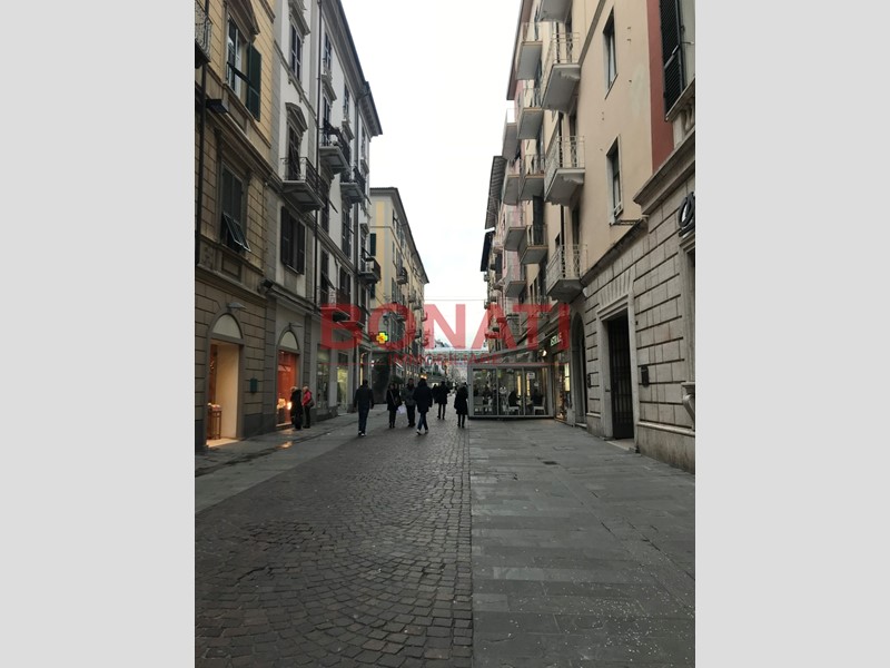Attività commerciale in Vendita a La Spezia, zona Centro, 25'000€, 10 m²