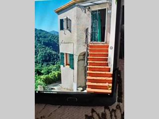 Casa Indipendente in Vendita a Fivizzano, zona San Terenzo Monti, 65'000€, 100 m²