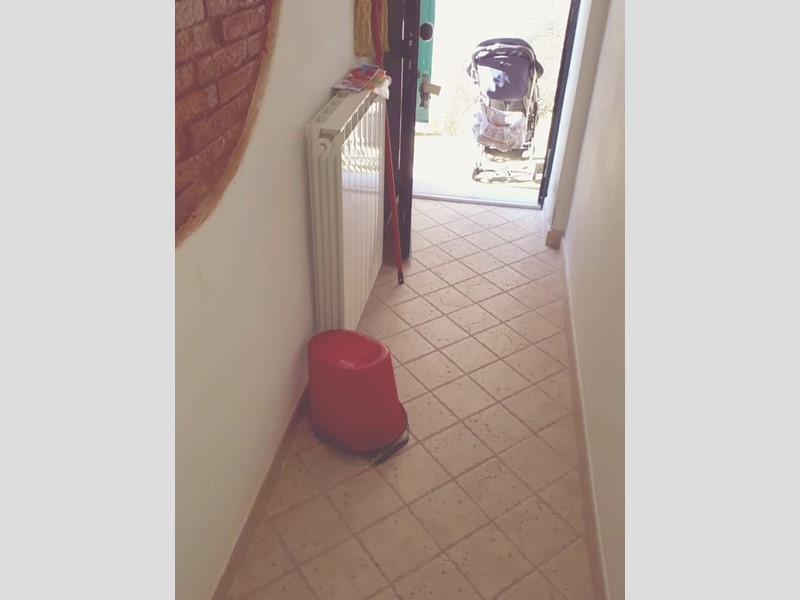 Casa Semi Indipendente in Vendita a Castelnuovo Magra, zona Castelnuovo Magra, 70'000€, 55 m²