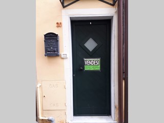 Casa Semi Indipendente in Vendita a Castelnuovo Magra, zona Castelnuovo Magra, 70'000€, 55 m²