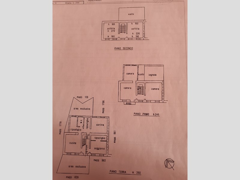 Rustico in Vendita a Valdagno, zona Collinare, 45'000€, 250 m²