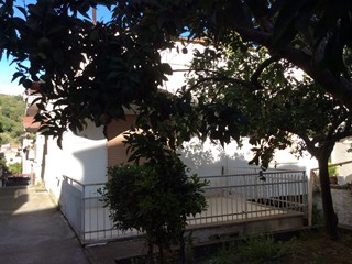 Casa Indipendente in Vendita a Castelforte, zona centro, 80'000&euro;, 150 m²