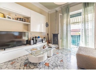 Appartamento in Vendita a Vicenza, zona san pio x, 125'000€, 130 m², con Box