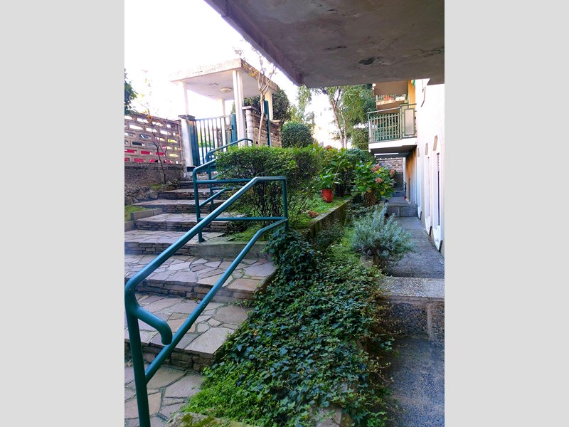 Trilocale in Vendita a Monza, zona Monza, 185'000€, 72 m², con Box