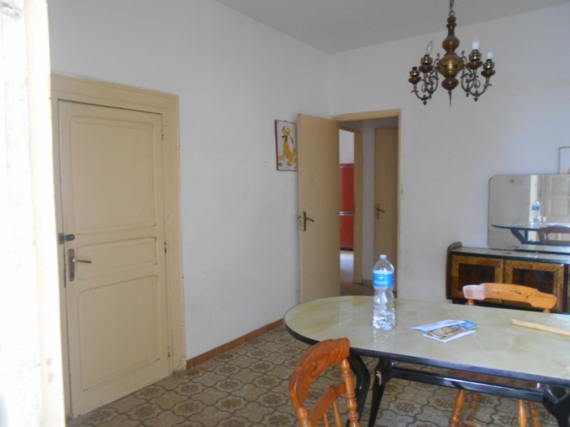 Appartamento in Vendita a Castelvetrano, zona castelvetrano, 20'000&euro;, 80 m²