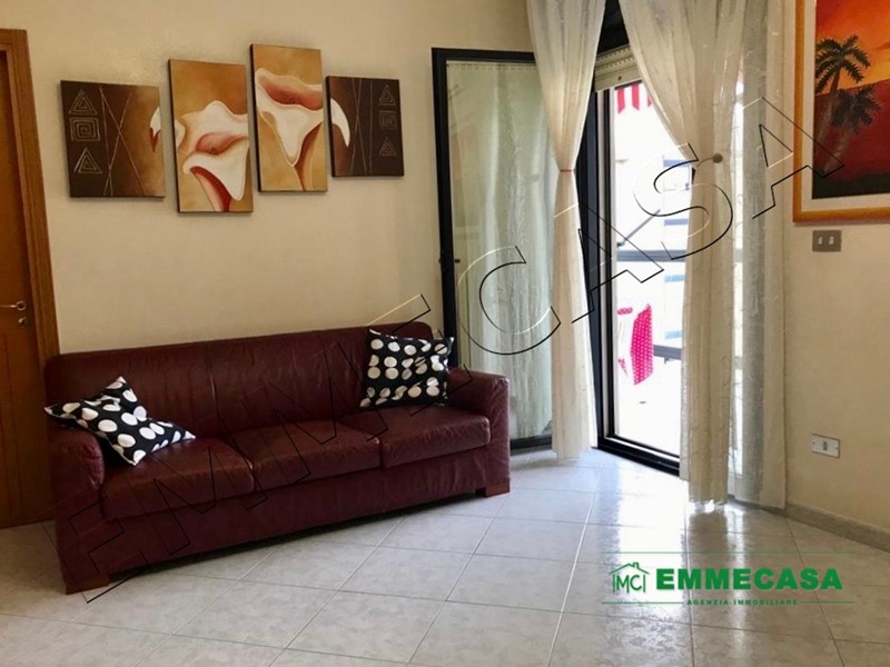 Trilocale in Vendita a Valenzano, 128'000€, 75 m²