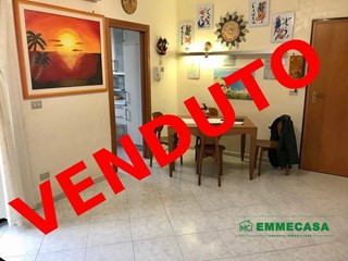 Trilocale in Vendita a Valenzano, 128'000&euro;, 75 m²