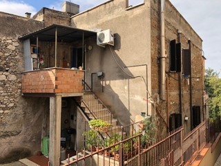 Casa Indipendente in Vendita a Marcellina, 97'000&euro;, 110 m²