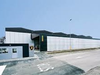 Capannone in Affitto a Carrara, 1300 m²