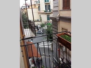 Appartamento in Vendita a Napoli, zona Napoli, 170'000€, 110 m²