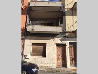 Casa Indipendente in Vendita a Vittoria, 100'000€, 170 m²