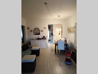 Quadrilocale in Vendita a Aulla, zona albiano magra, 160'000€, 80 m², con Box