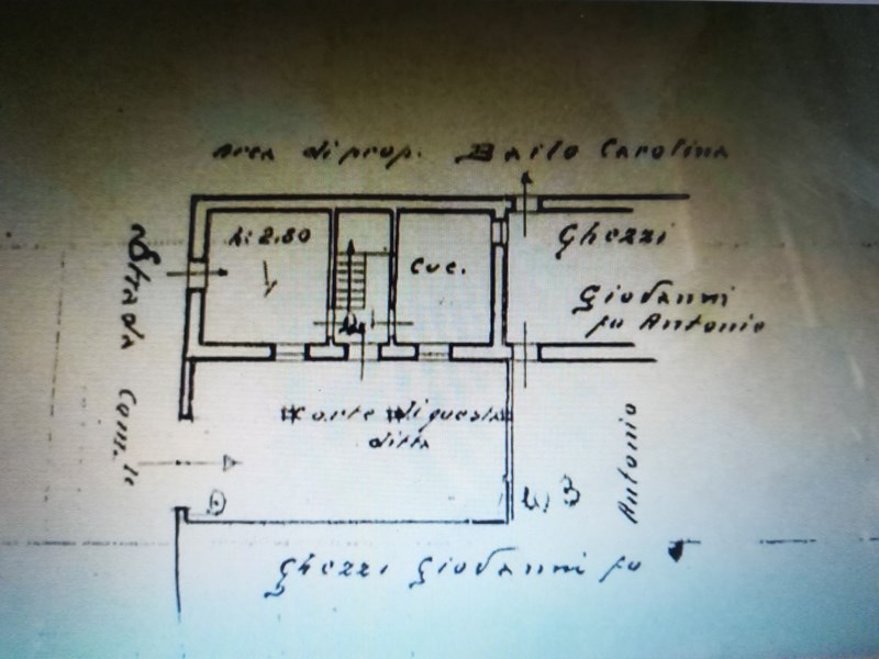 Casa Indipendente in Vendita a Cisano Bergamasco, zona Bondì, 59'000€, 110 m²