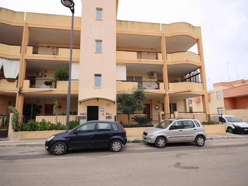 Quadrilocale in Vendita a Turi, 140'000€, 130 m², con Box