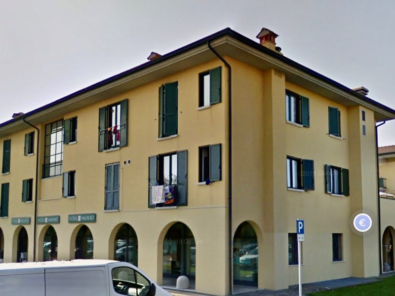 Negozio in Vendita a Roncadelle, zona Via BACHELET , 87'750€, 115 m²